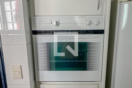 Apartamento à venda com 220m², 4 quartos e 4 vagasDetalhe Cozinha