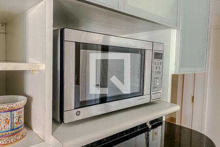 Apartamento à venda com 220m², 4 quartos e 4 vagasDetalhe Cozinha