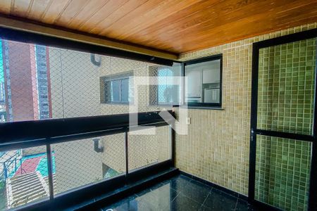 Apartamento à venda com 220m², 4 quartos e 4 vagasVaranda Gourmet