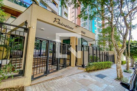 Apartamento à venda com 220m², 4 quartos e 4 vagasFachada