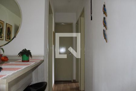 Sala de apartamento para alugar com 2 quartos, 50m² em Vila São Carlos, Itaquaquecetuba