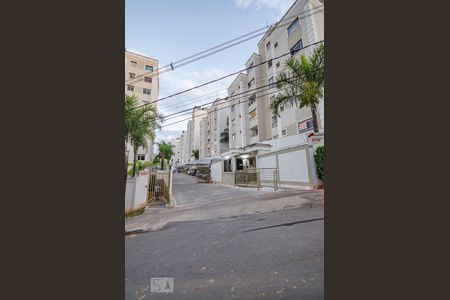Apartamento para alugar com 60m², 2 quartos e 1 vagaFachada