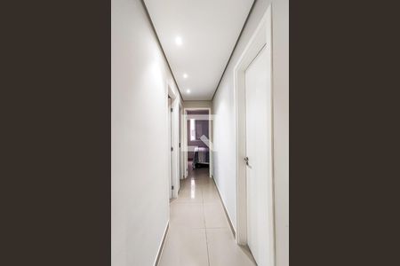 Corredor de apartamento à venda com 3 quartos, 73m² em Vila Andrade, São Paulo