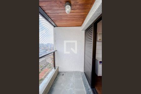 Apartamento à venda com 160m², 4 quartos e 2 vagasvaranda