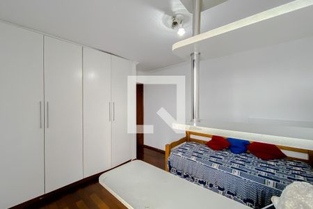 Apartamento à venda com 160m², 4 quartos e 2 vagasQuarto