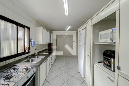 Apartamento à venda com 160m², 4 quartos e 2 vagasCozinha