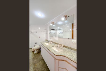 Apartamento à venda com 160m², 4 quartos e 2 vagasBanheiro