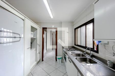 Apartamento à venda com 160m², 4 quartos e 2 vagasCozinha