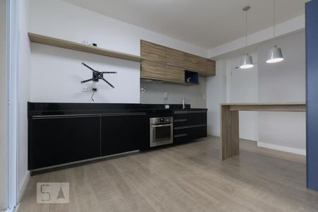 Sala de apartamento à venda com 2 quartos, 67m² em Parque Industrial Tomas Edson, São Paulo