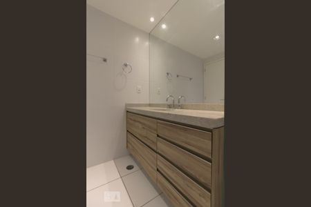 Apartamento à venda com 67m², 2 quartos e 1 vagaBanheiro da Suíte