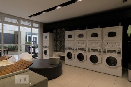 Lavanderia de apartamento à venda com 2 quartos, 67m² em Parque Industrial Tomas Edson, São Paulo