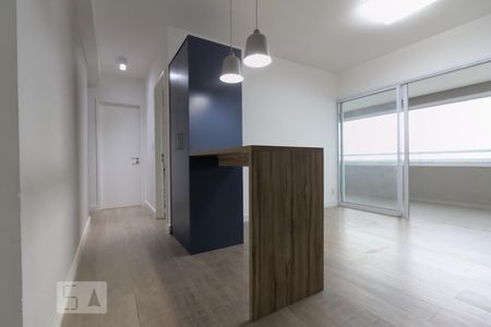 Apartamento à venda com 67m², 2 quartos e 1 vagaSala