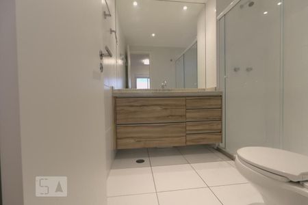 Apartamento à venda com 67m², 2 quartos e 1 vagaBanheiro da Suíte