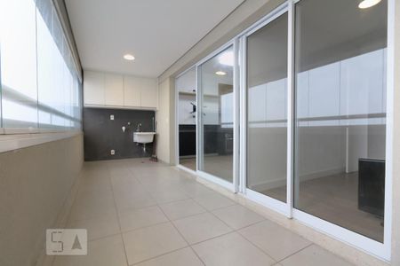 Apartamento à venda com 67m², 2 quartos e 1 vagaSacada