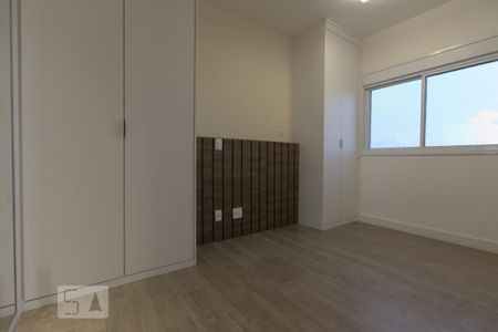 Apartamento à venda com 67m², 2 quartos e 1 vagaQuarto Suíte Armário