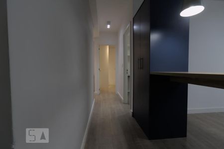 Apartamento à venda com 67m², 2 quartos e 1 vagaCorredor