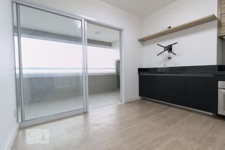 Sala de apartamento à venda com 2 quartos, 67m² em Parque Industrial Tomas Edson, São Paulo