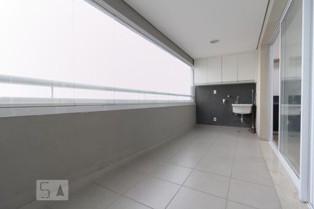 Apartamento à venda com 67m², 2 quartos e 1 vagaSacada
