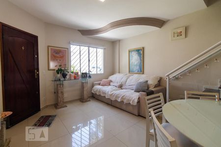 Sala de casa de condomínio à venda com 2 quartos, 76m² em Chácara Mafalda, São Paulo