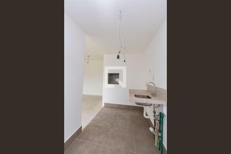 Apartamento à venda com 58m², 2 quartos e 1 vagaCozinha com churrasqueira 