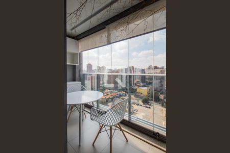 Studio - varanda de kitnet/studio à venda com 1 quarto, 30m² em Pinheiros, São Paulo