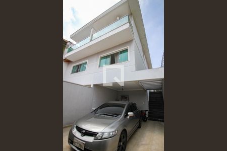 Casa à venda com 350m², 3 quartos e 4 vagasgaragem