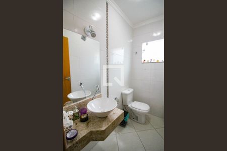 Casa à venda com 350m², 3 quartos e 4 vagaslavabo