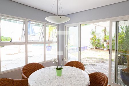 Casa à venda com 600m², 5 quartos e 4 vagasCopa