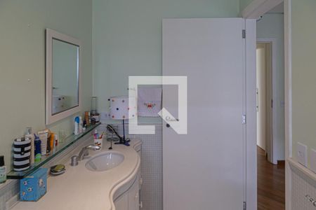 Casa à venda com 600m², 5 quartos e 4 vagasBanheiro da Suíte 3