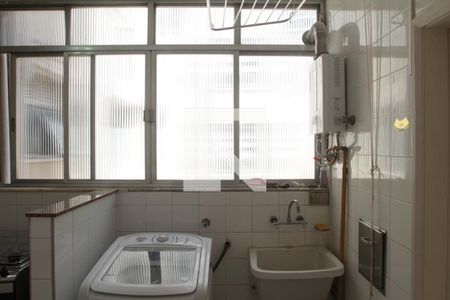 Apartamento à venda com 136m², 3 quartos e 1 vagaÁrea de Serviço