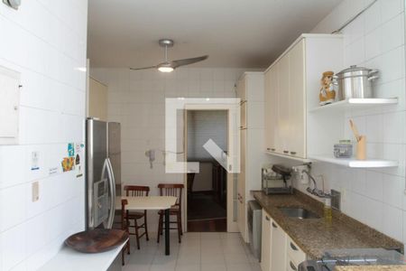 Apartamento à venda com 136m², 3 quartos e 1 vagaCozinha