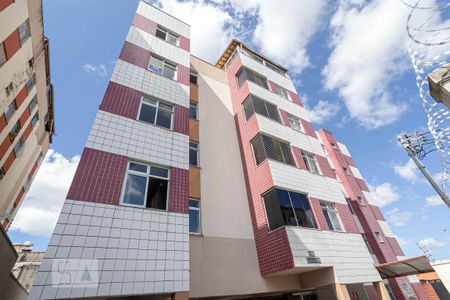 Apartamento para alugar com 68m², 2 quartos e 1 vagaFachada do prédio 