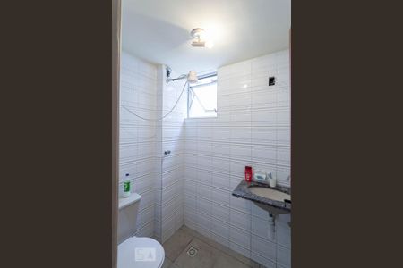 Apartamento para alugar com 68m², 2 quartos e 1 vagaBanheiro social 