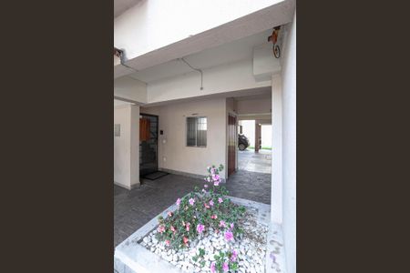 Apartamento para alugar com 68m², 2 quartos e 1 vagaEntrada 