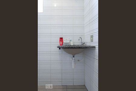 Apartamento para alugar com 68m², 2 quartos e 1 vagaBanheiro social 