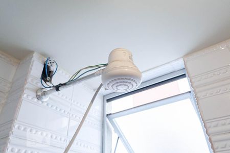 Apartamento para alugar com 68m², 2 quartos e 1 vagaBanheiro social 