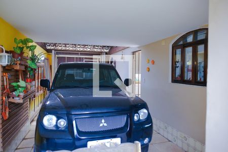 Casa à venda com 179m², 2 quartos e 2 vagas Casa à venda com 179m², 2 quartos e 2 vagasGaragem