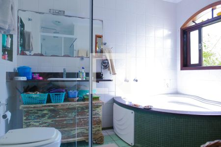 Casa à venda com 179m², 2 quartos e 2 vagas Casa à venda com 179m², 2 quartos e 2 vagasSuite 2 Banheiro