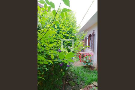 Casa à venda com 179m², 2 quartos e 2 vagas Casa à venda com 179m², 2 quartos e 2 vagasSuite 2 Banheiro Vista
