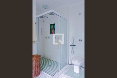 Casa à venda com 179m², 2 quartos e 2 vagas Casa à venda com 179m², 2 quartos e 2 vagasSuite 2 Banheiro