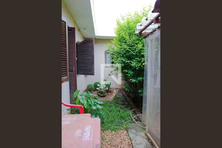 Casa à venda com 179m², 2 quartos e 2 vagas Casa à venda com 179m², 2 quartos e 2 vagasÁrea verde