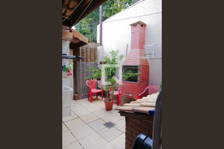 Casa à venda com 179m², 2 quartos e 2 vagas Casa à venda com 179m², 2 quartos e 2 vagasLavanderia e Área de Churrasqueira