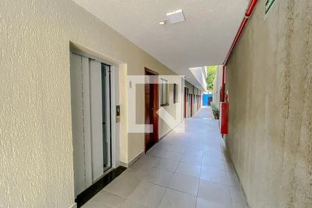 Apartamento à venda com 40m², 2 quartos e 1 vagaArea Comun