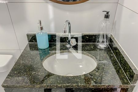 Apartamento à venda com 40m², 2 quartos e 1 vagaDetalhe Banheiro