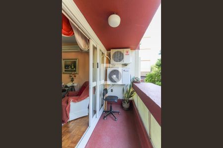 Apartamento à venda com 107m², 3 quartos e 1 vagaSacada da sala