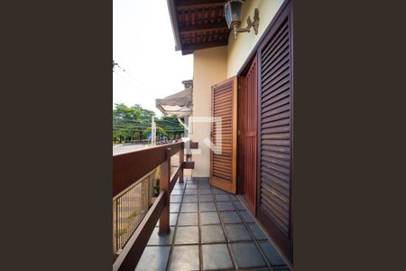 Casa à venda com 351m², 4 quartos e 4 vagasSacada da Suíte 01