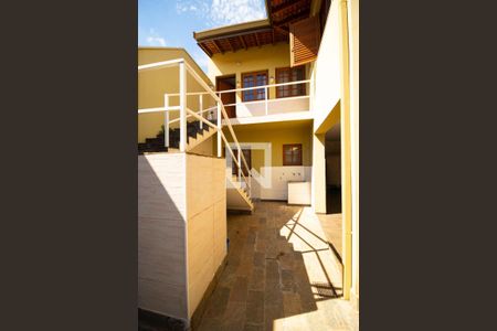 Casa à venda com 351m², 4 quartos e 4 vagasCasa de Hóspedes