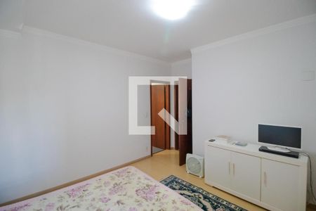 Casa à venda com 351m², 4 quartos e 4 vagasSuíte 02