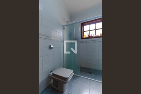 Casa à venda com 351m², 4 quartos e 4 vagasBanheiro 01