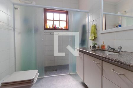 Casa à venda com 351m², 4 quartos e 4 vagasBanheiro 01